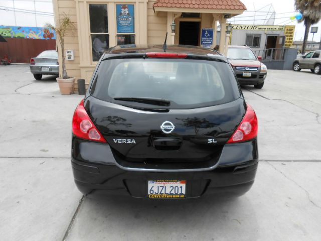 Nissan Versa Sportxcab Crew Cab Hatchback