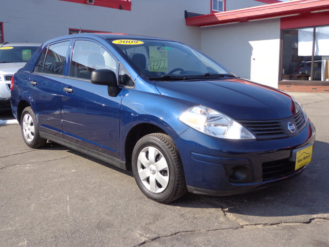 Nissan Versa 2009 photo 3