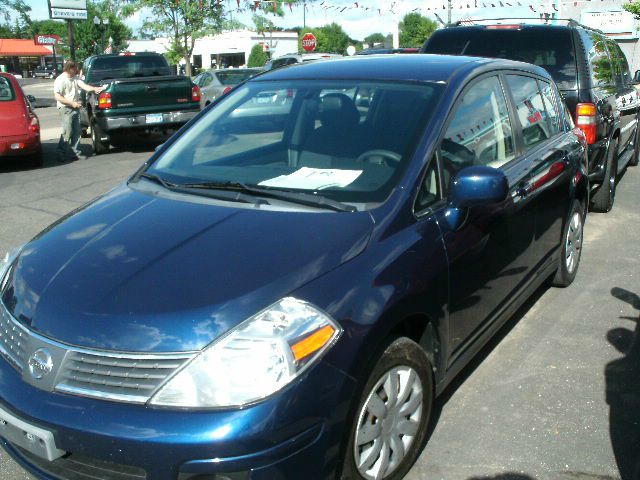 Nissan Versa 2009 photo 3