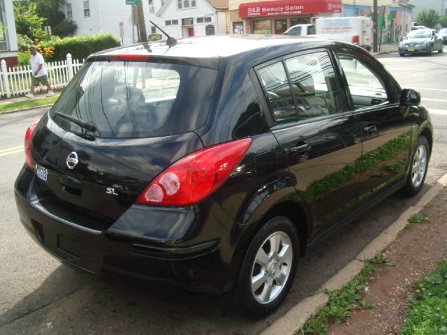 Nissan Versa 2009 photo 1