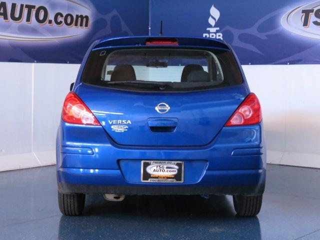 Nissan Versa 2009 photo 1