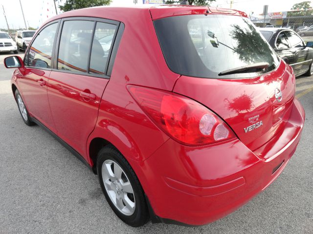 Nissan Versa 2009 photo 5