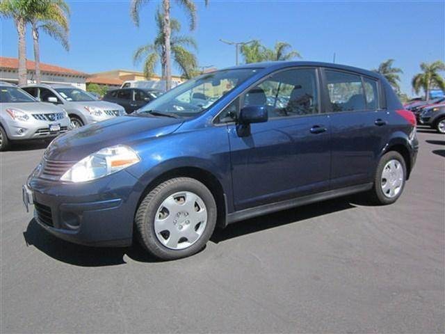 Nissan Versa 2009 photo 2