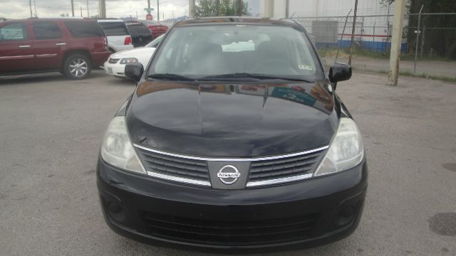 Nissan Versa 2009 photo 1