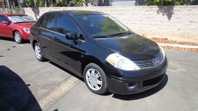 Nissan Versa 2009 photo 1