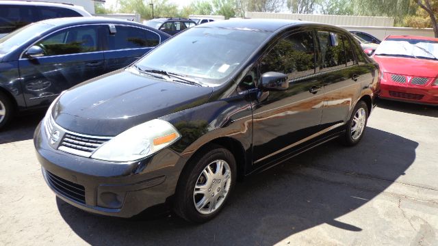 Nissan Versa 2009 photo 3