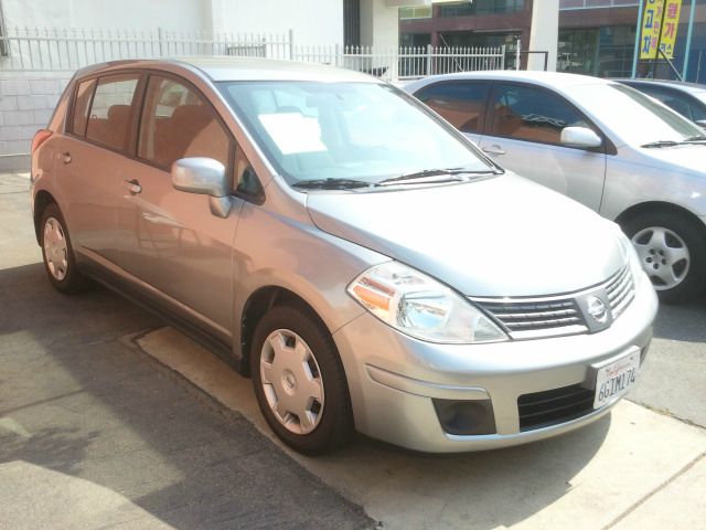 Nissan Versa 2009 photo 10