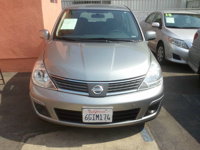 Nissan Versa 2009 photo 8