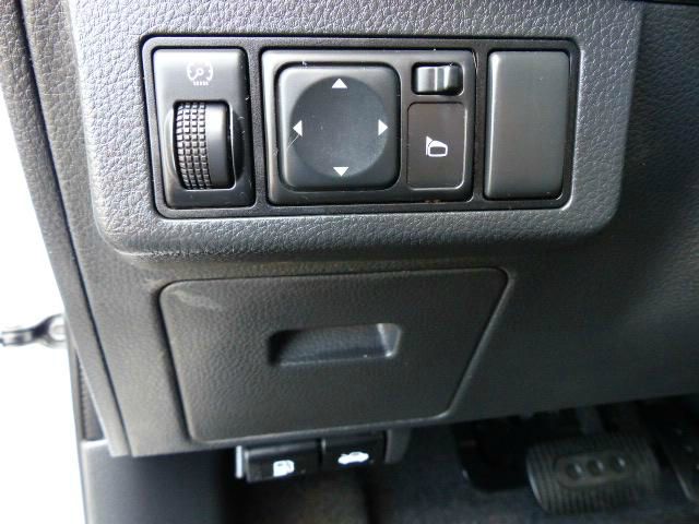 Nissan Versa 2010 photo 6