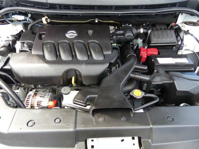 Nissan Versa 2010 photo 7