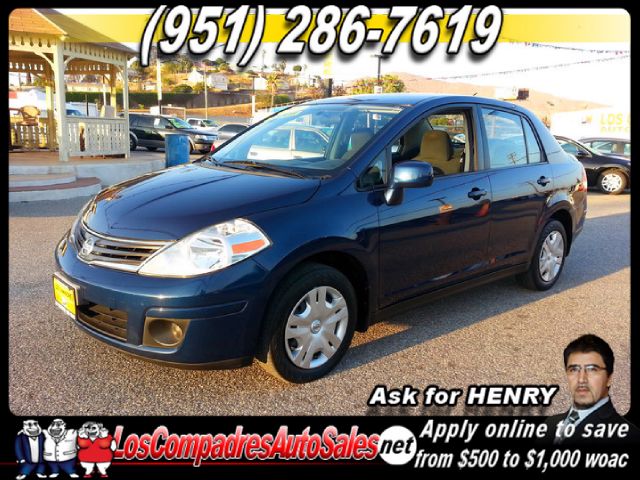 Nissan Versa 2010 photo 6