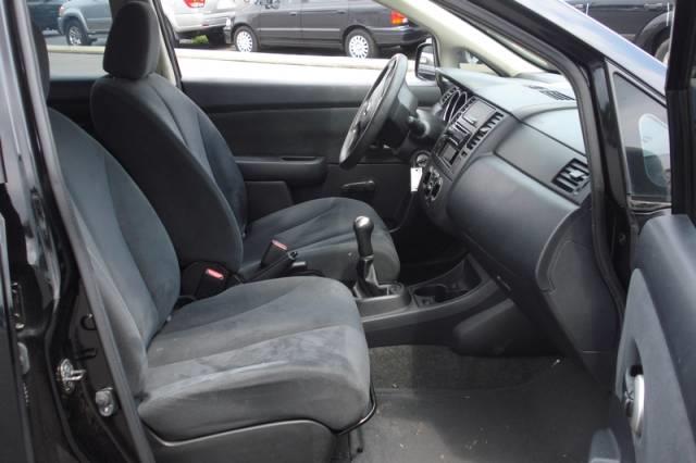 Nissan Versa 2010 photo 31