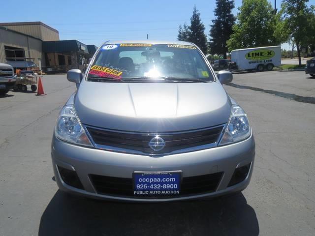 Nissan Versa 2010 photo 11