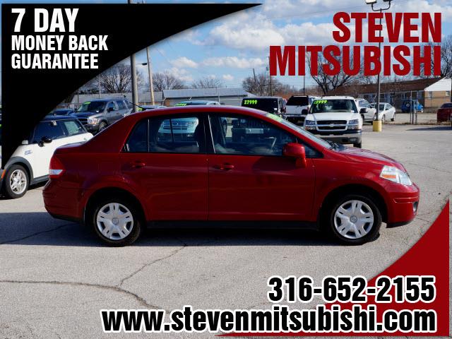 Nissan Versa 2011 photo 5