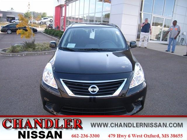 Nissan Versa 745lilow Milesmint Condtionclean Carfax Se Sedan