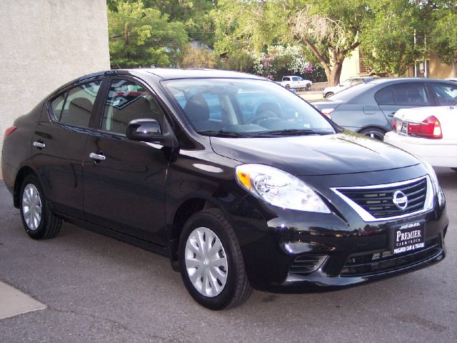 Nissan Versa 2012 photo 13