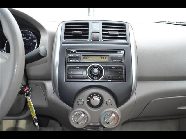 Nissan Versa 2012 photo 20