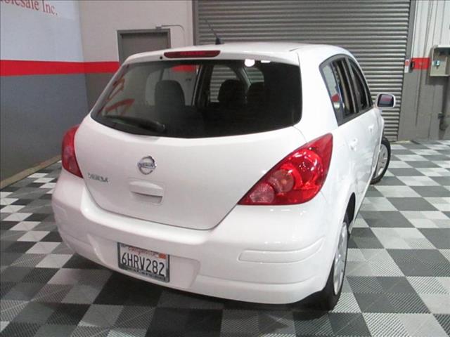 Nissan Versa 2012 photo 16