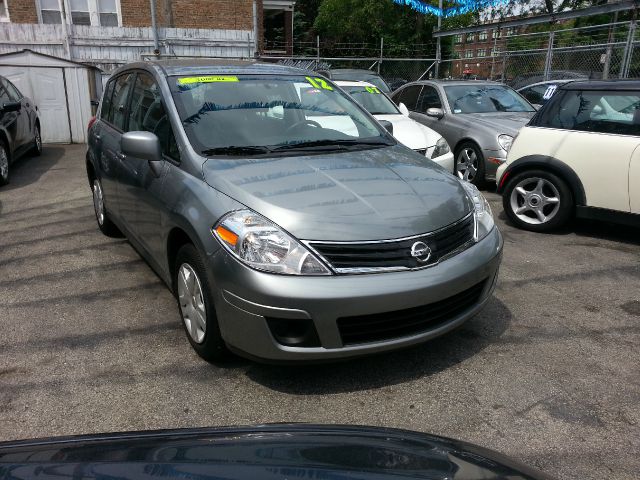 Nissan Versa 2012 photo 13