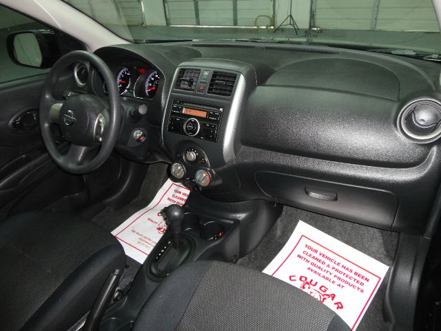 Nissan Versa 2012 photo 19