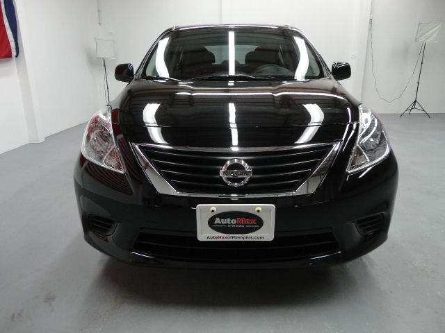 Nissan Versa 2012 photo 33