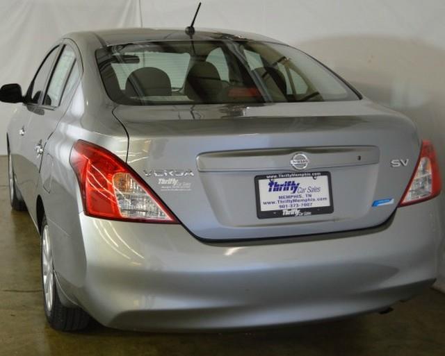 Nissan Versa 2012 photo 26