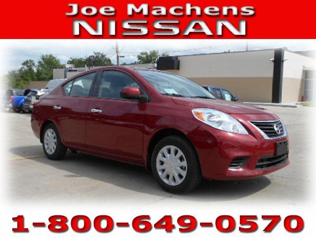 Nissan Versa 2014 photo 6