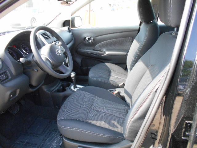 Nissan Versa 2014 photo 4