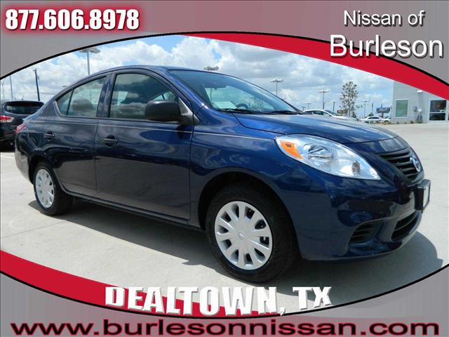 Nissan Versa 2014 photo 4