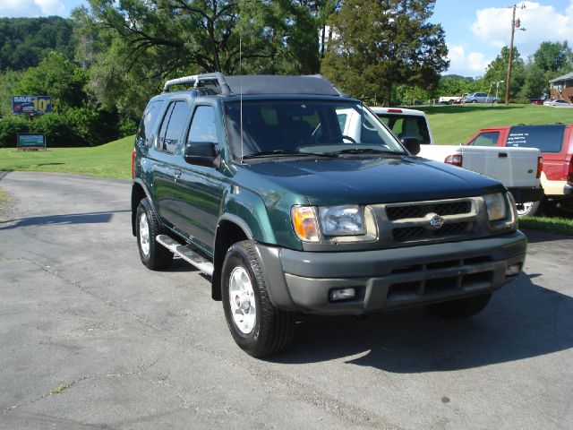 Nissan Xterra 2000 photo 1