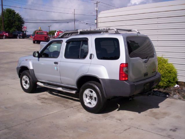 Nissan Xterra 2000 photo 1