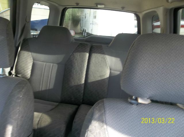 Nissan Xterra 2000 photo 16