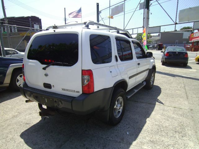 Nissan Xterra 2000 photo 1