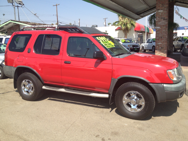 Nissan Xterra LX V-6 SUV