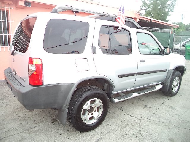 Nissan Xterra 2001 photo 2