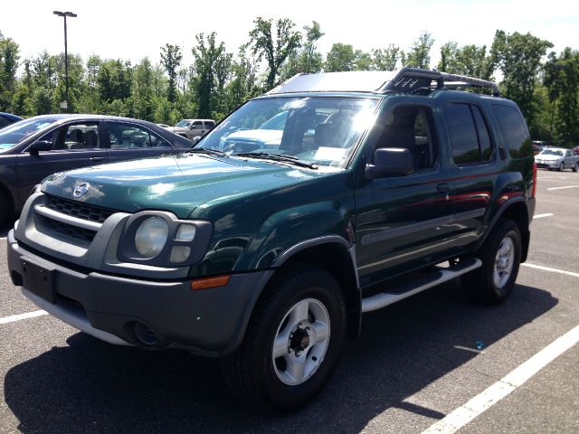 Nissan Xterra AWD W/leatherroof (7pass) SUV