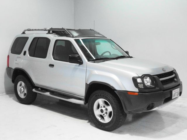 Nissan Xterra AWD W/leatherroof (7pass) SUV