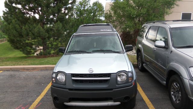 Nissan Xterra AWD W/leatherroof (7pass) SUV