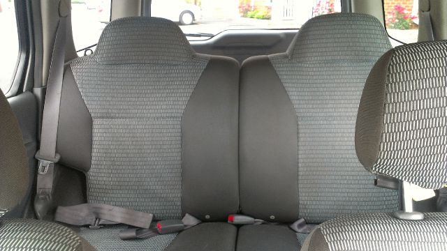 Nissan Xterra AWD W/leatherroof (7pass) SUV