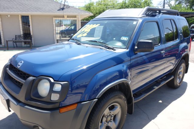 Nissan Xterra LX V-6 SUV