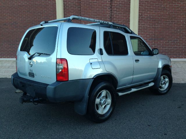 Nissan Xterra 2002 photo 2