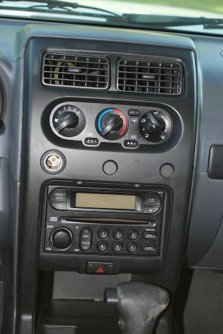 Nissan Xterra 2003 photo 3