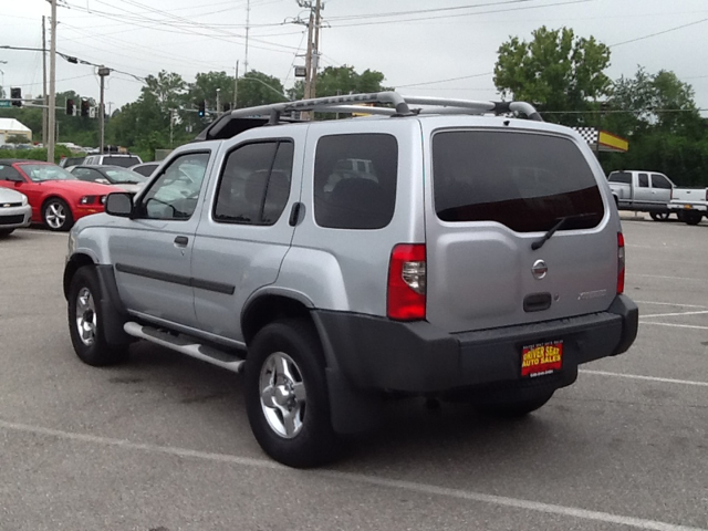 Nissan Xterra 2003 photo 2