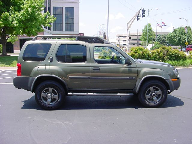 Nissan Xterra EX-L W/ DVD System SUV