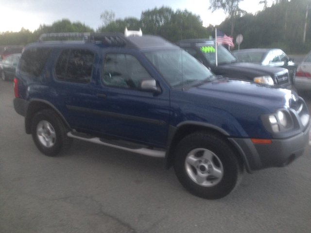 Nissan Xterra AWD W/leatherroof (7pass) SUV