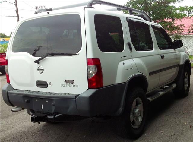 Nissan Xterra 2004 photo 2