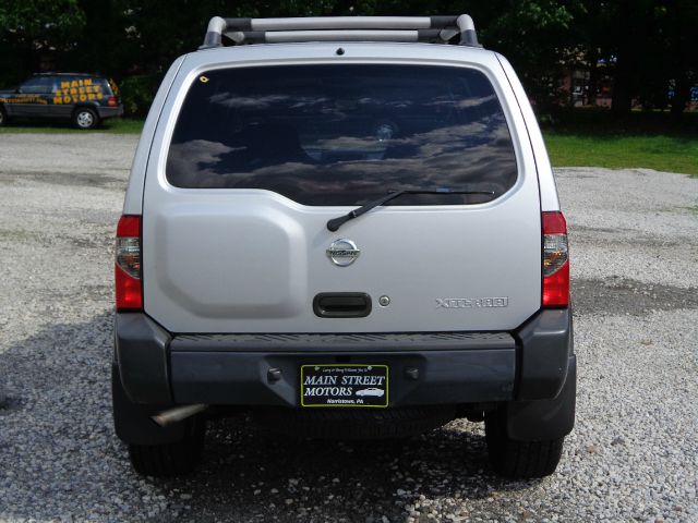 Nissan Xterra 2004 photo 2