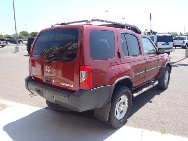 Nissan Xterra 2004 photo 2