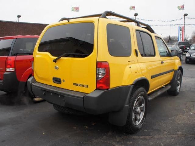 Nissan Xterra AWD W/leatherroof (7pass) SUV