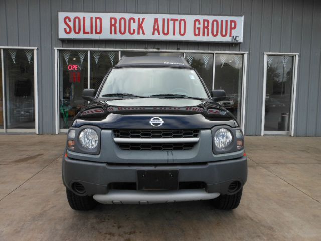 Nissan Xterra 2004 photo 2